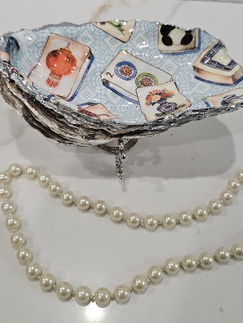 Decoupaged Oyster Shell Mahjong Tile Print Dice Dish Trinket Jewelry Holder